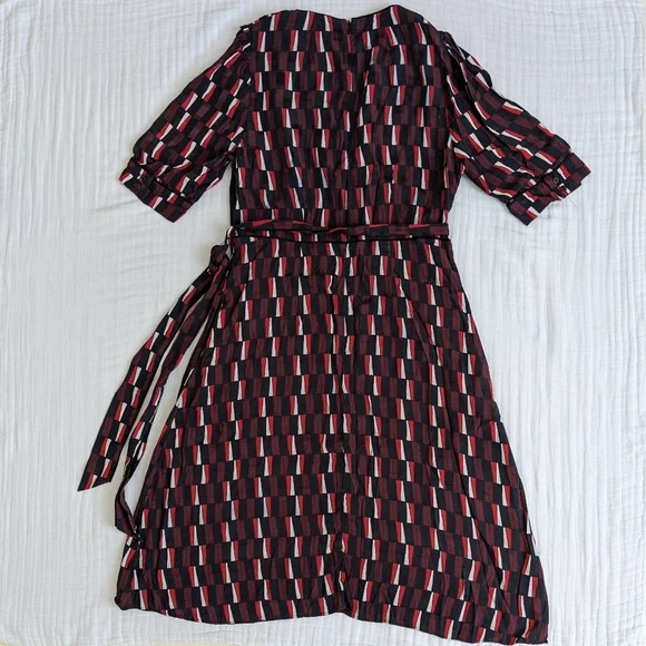 Cefinn Satin Midi Dress 14 Geometric Print V-Neck Waist Tie Work Office Classic - Picture 5 of 13